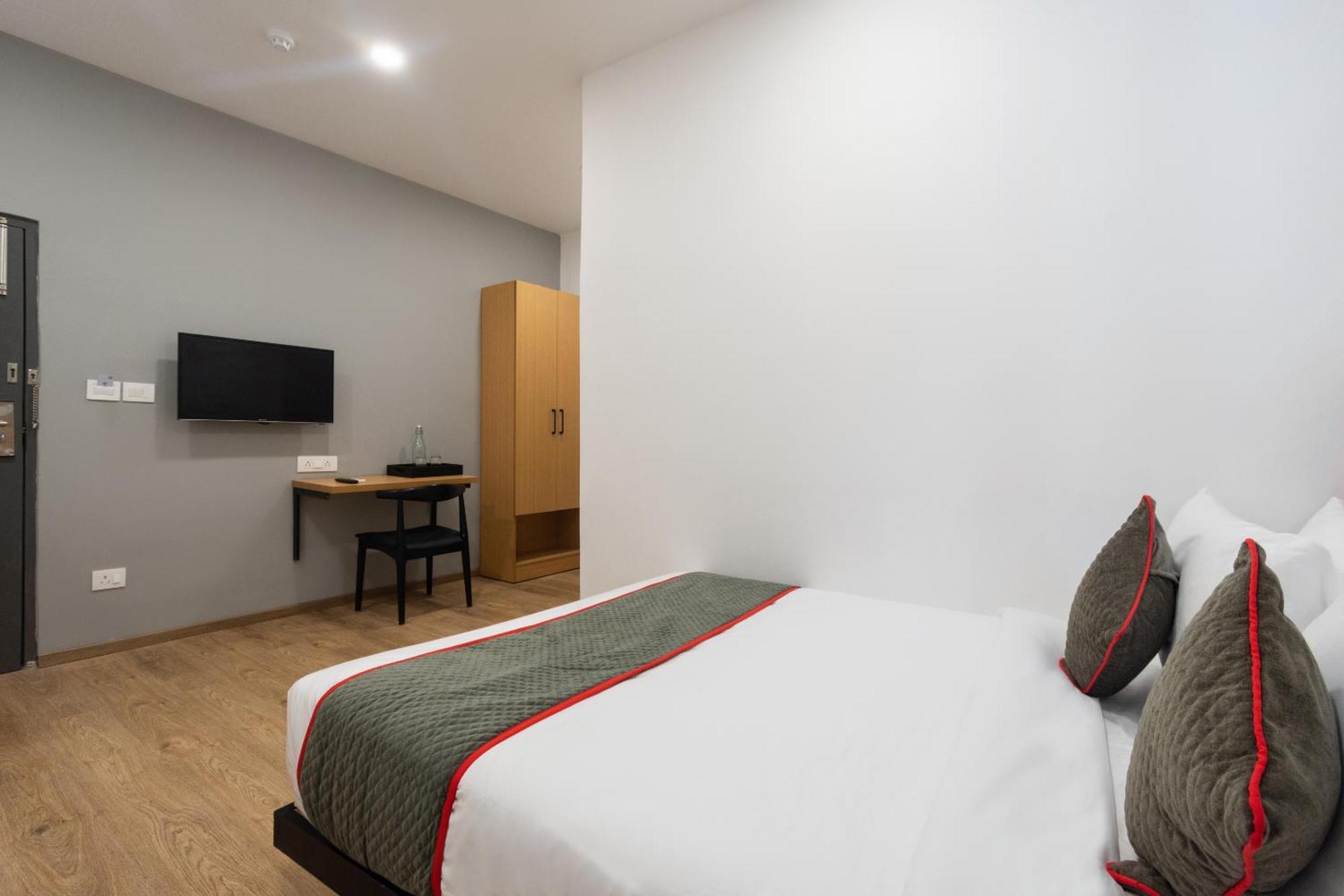 Townhouse Hotel Mannat International โกลกาตา ภายนอก รูปภาพ